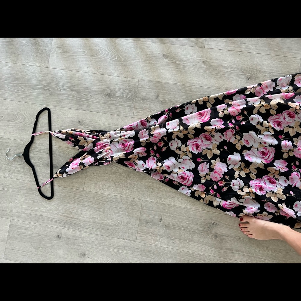 Yumi Kim maxi dress, floral with open back
